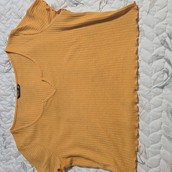 Mustard Yellow Ribbed Crop - Picture 1 of 9